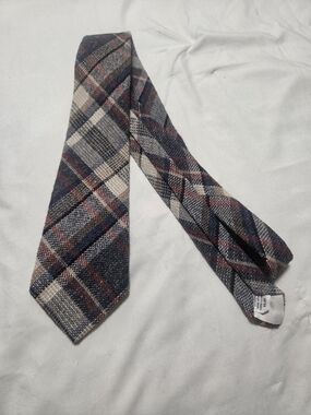 Vintage Plaid Men's Tie in Navy, Gray & Burgundy